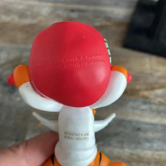 * Vintage* Disney | Tigger with Santa Bag Ornament - Picture 3 of 4